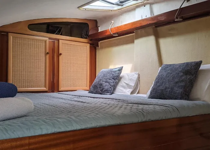 Catamaran Breakfast-brunch Included, Optional Lunch & Dinner Alvor