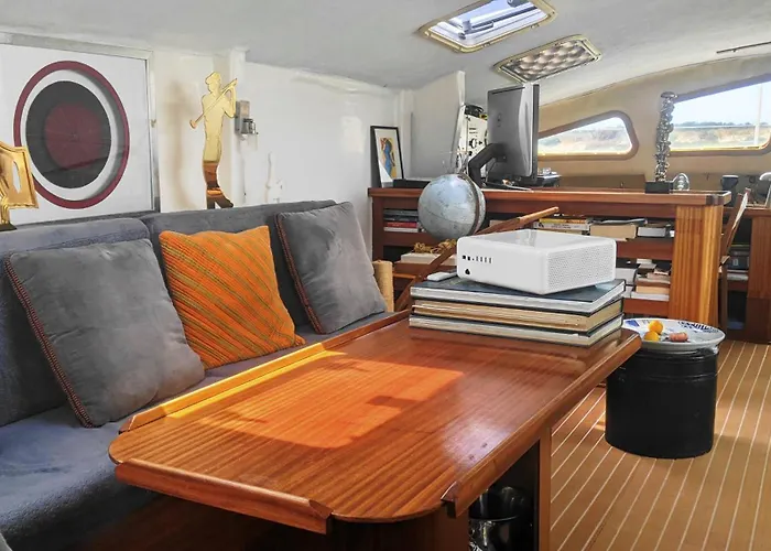 Catamaran Breakfast-brunch Included, Optional Lunch & Dinner *