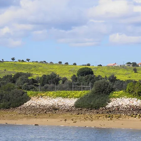 Catamaran Breakfast-brunch Included, Optional Lunch & Dinner アルヴォル